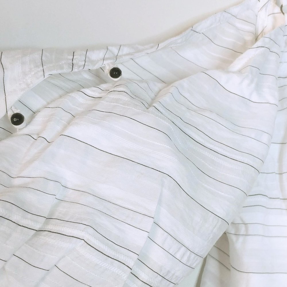 NWOT - To the Max White Cold Shoulder Dress - Sz 8 - Picture 10 of 10